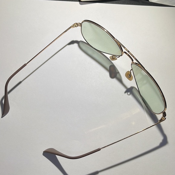 Ray Ban Sunglasses, Made in Italy - Picture 3 of 3